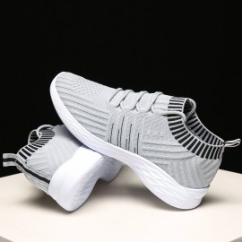 Woman Round Toe Mesh Breathable Slip-On Running Shoes